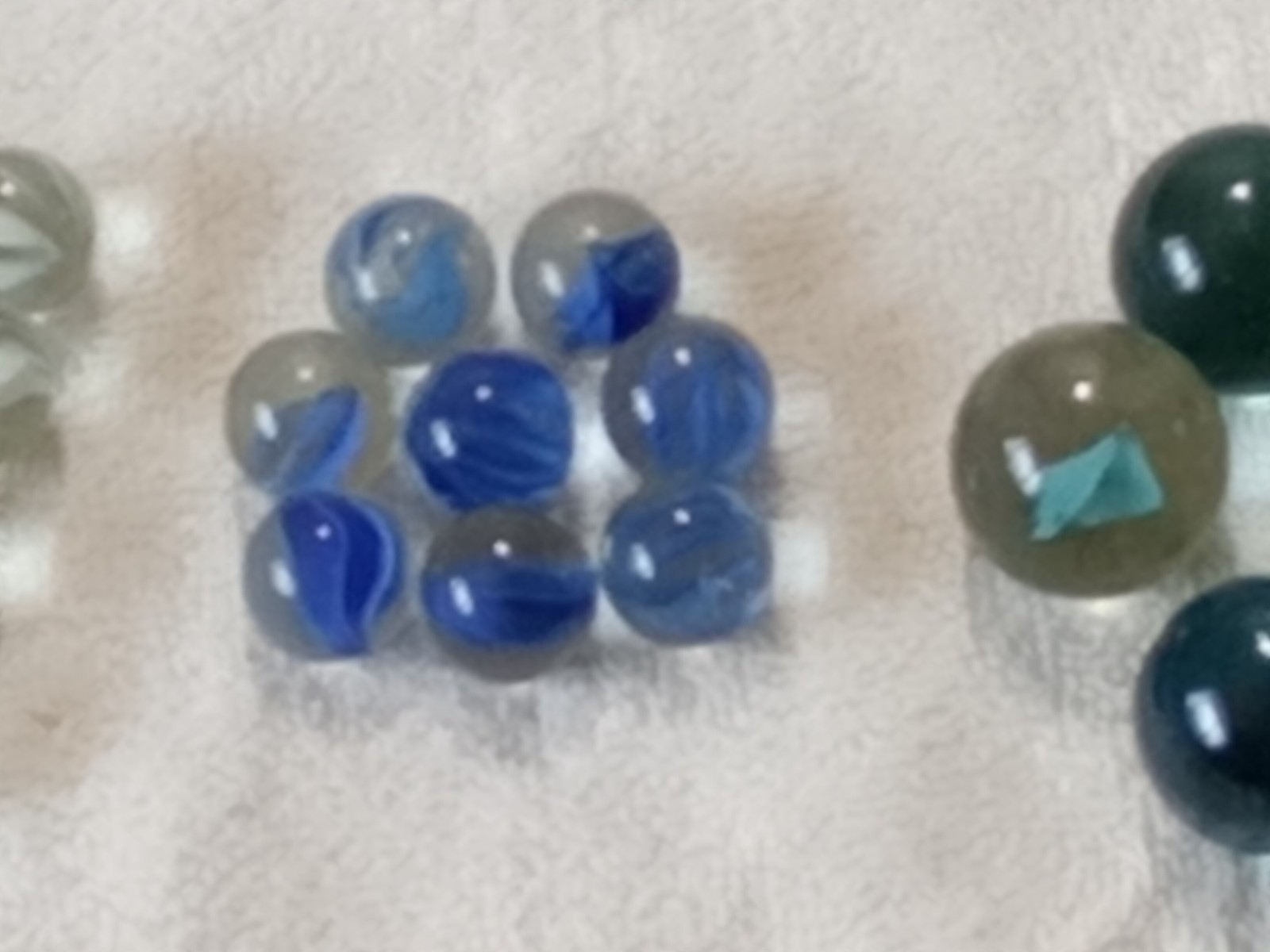 265 Assorted Marbles & 4 Large Shooters Vintage