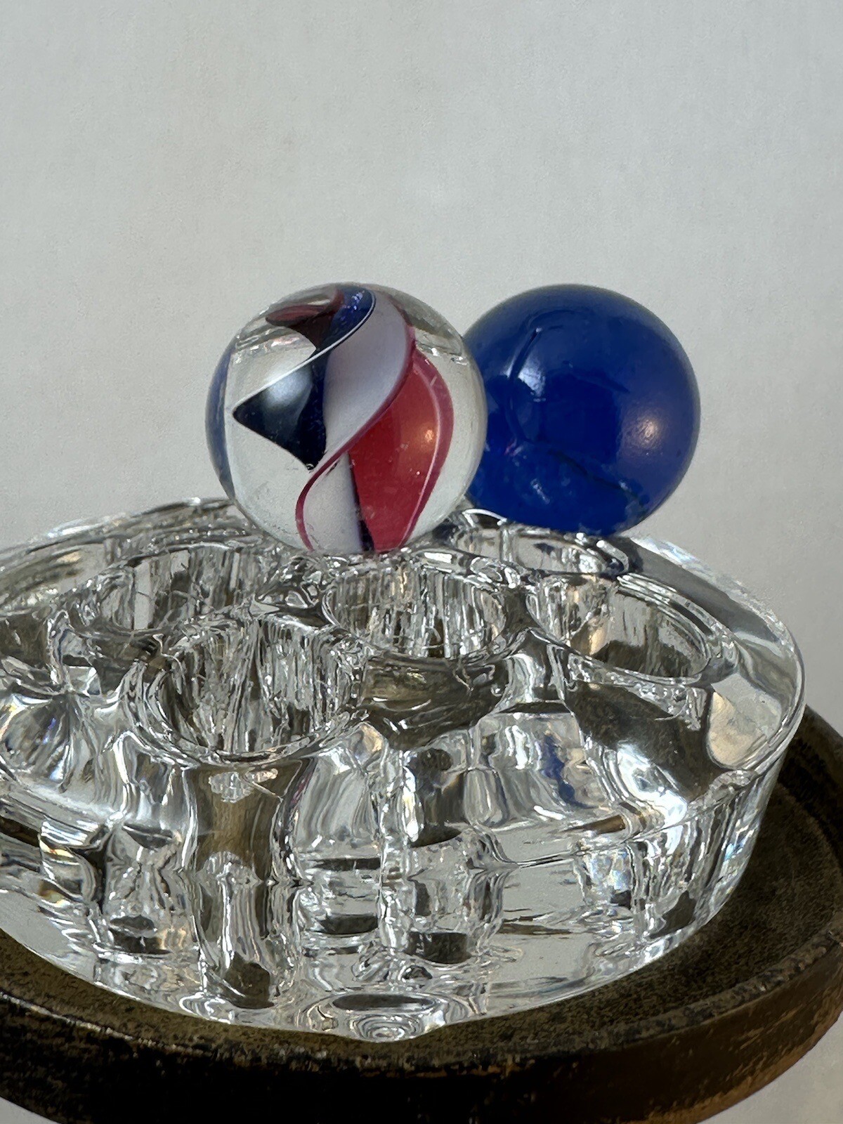 2 MARBLES BLUE 71/128 & RED WHITE & BLUE GLITTER RIBBON SWIRL 39/64 BEAUTY!
