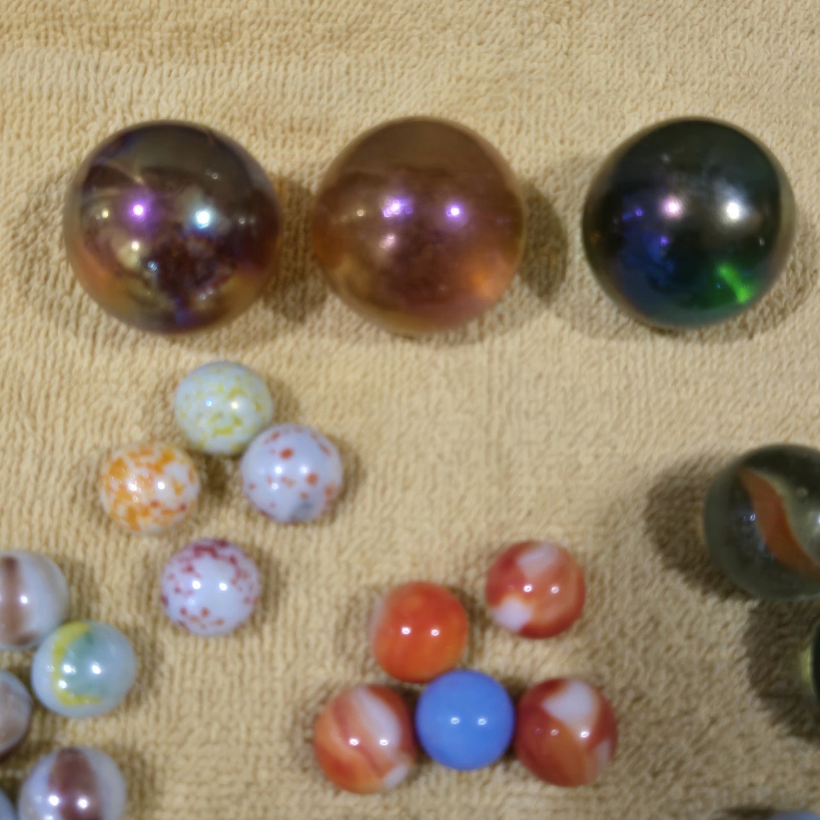 56 Vintage Marbles: 3 Reg. Boulders; 3XL Boulders; 50 Common-size Marbles. L00K!