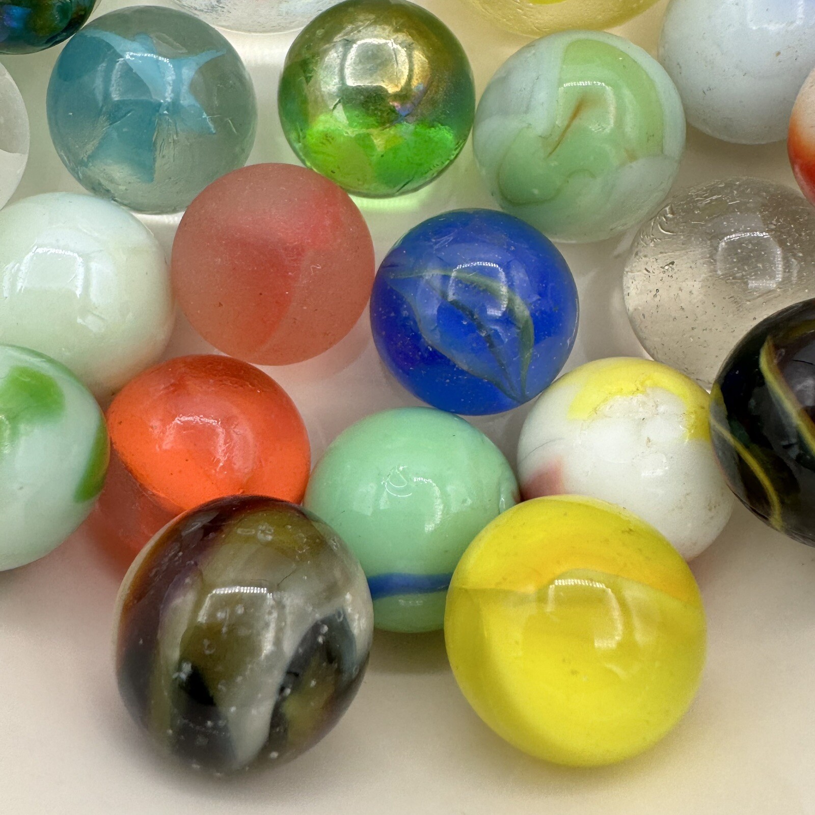 Vintage Marble Lot Of MARBLES UV Reactive Cadmium Uranium Lot #64