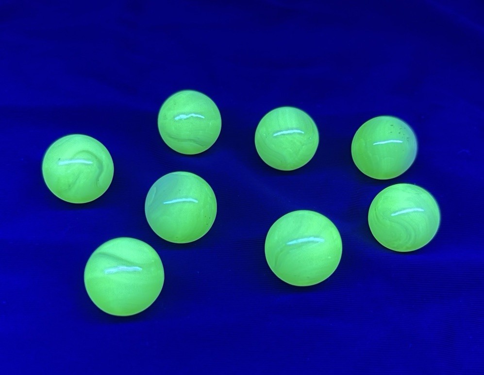 Burmese Glass Marbles Lot of 8- VTG – Glows Under Black light -5/8” Size