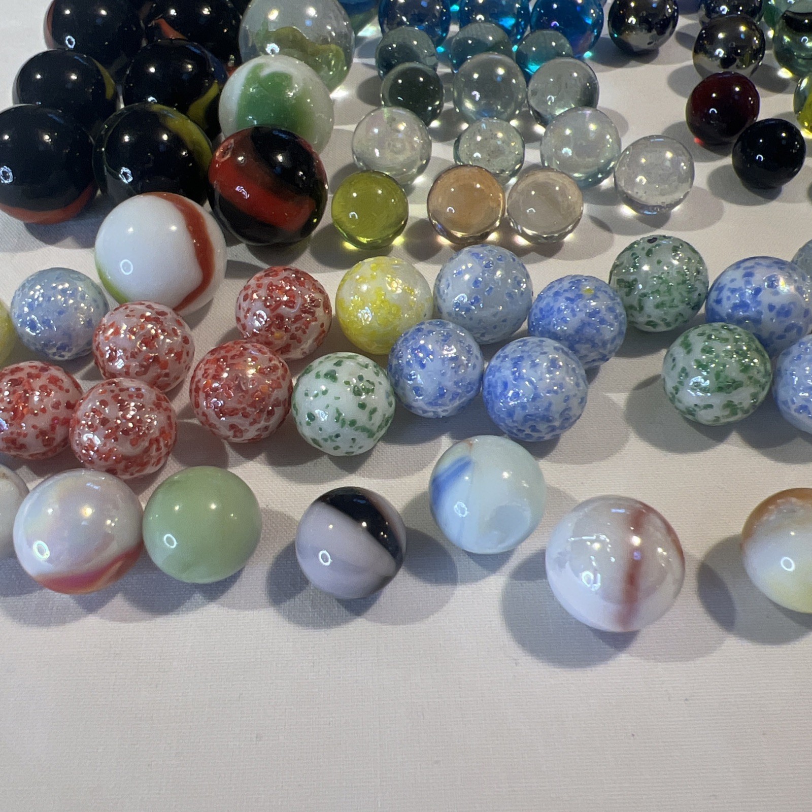 118 Vintage Glass Marbles Cat’s Eye Spotted Black Blue Frost Small to Large