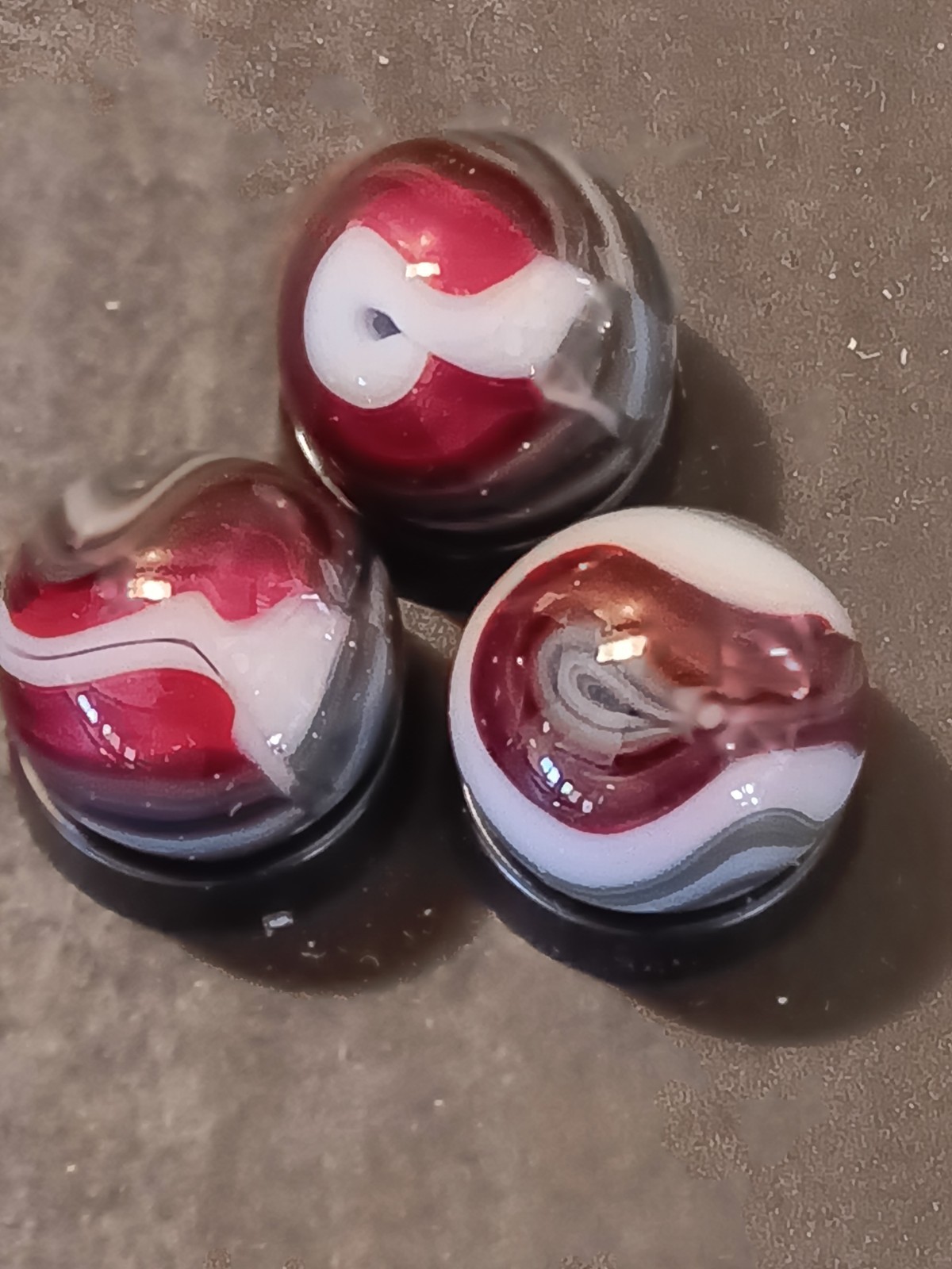 JABO Machine Made Toy Marbles .63 Inch Swirl Set of 3 Red White Black