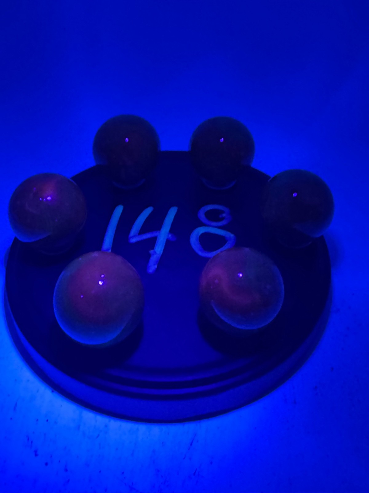 6x 7/8″ , Jabo shooter glows orange under Uv light
