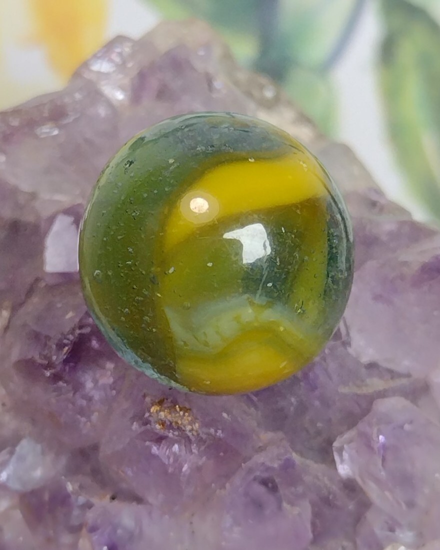 HTF WILD MILLER SWIRL RAINBO Peltier or Cairo Hurricane ? Vintage Marbles .62″