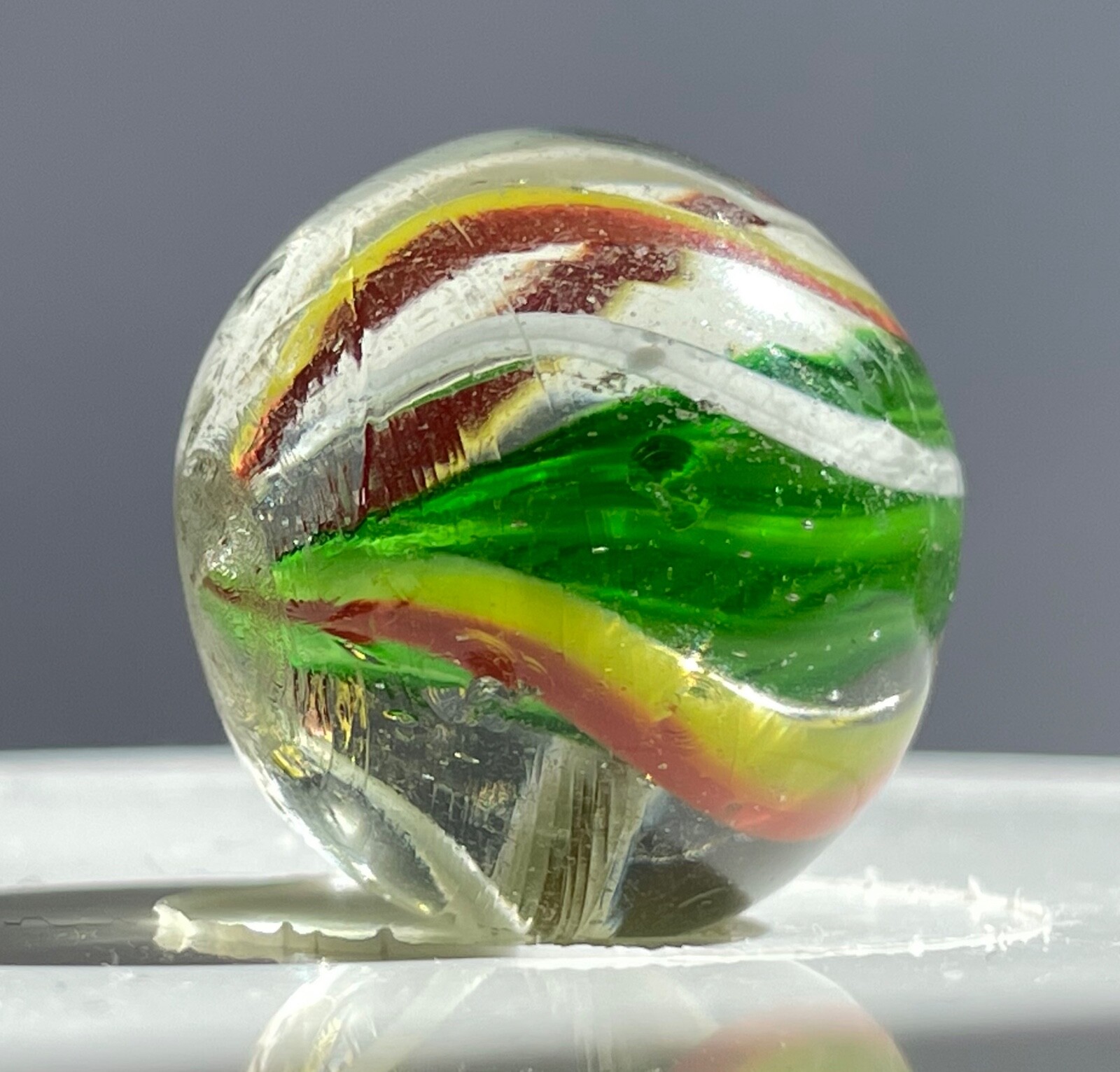 Green Sheathed Latticinio Core Marble 23mm (29/32”)