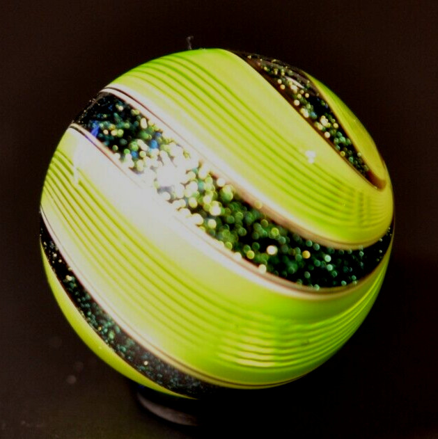 HOT HOUSE GLASS MARBLE/1.476″-LIME GREEN LATTICINIO STYLE WITH DICHROIC-GRASS GR