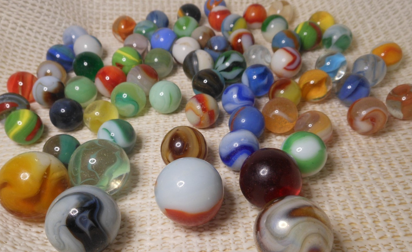 69 Variety Vintage Marbles Collectible Size Make Color Swirl Mix rare SEE VIDEO