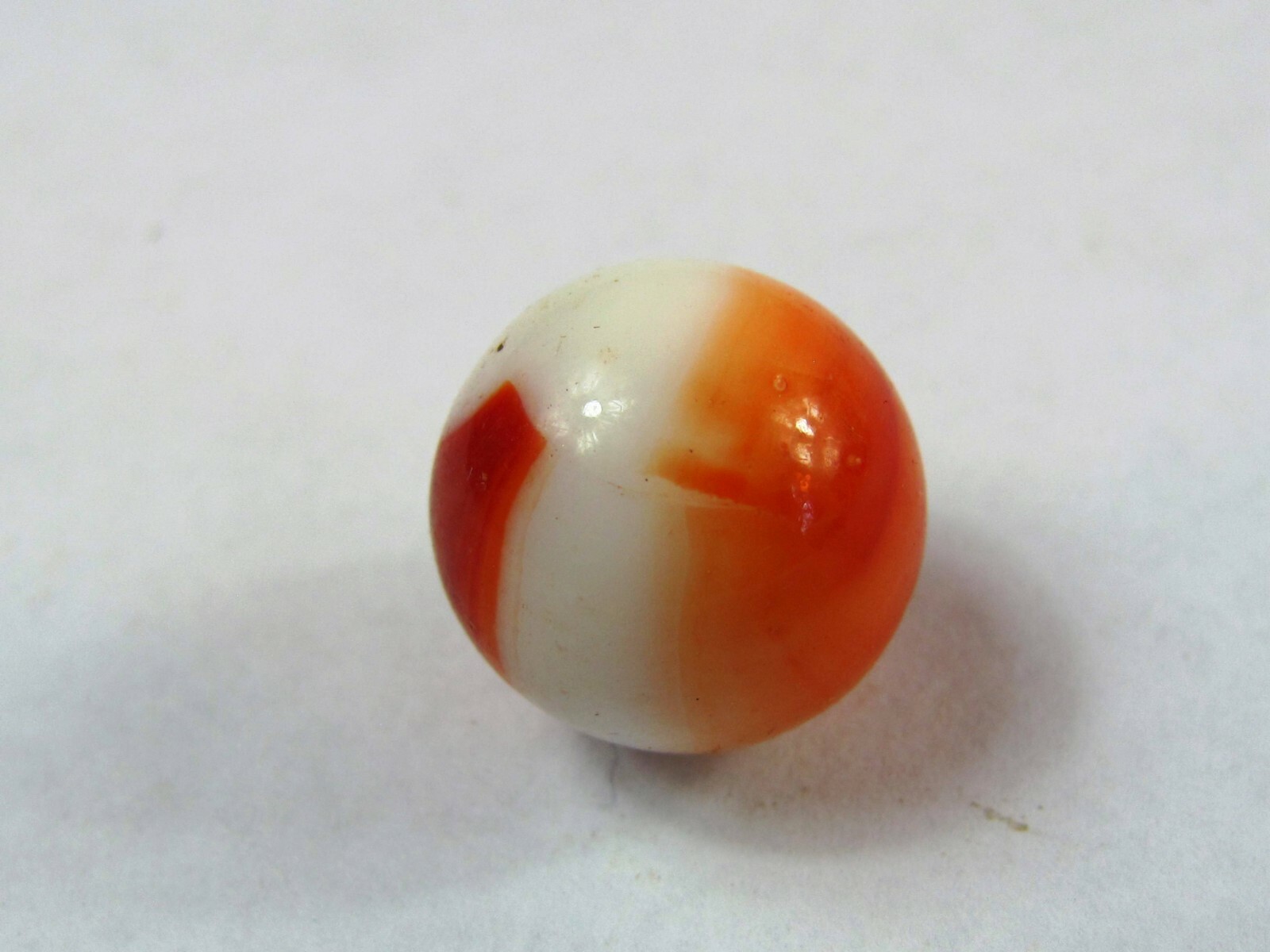 Vintage Marble 5/8″ Orange White Swirl B131