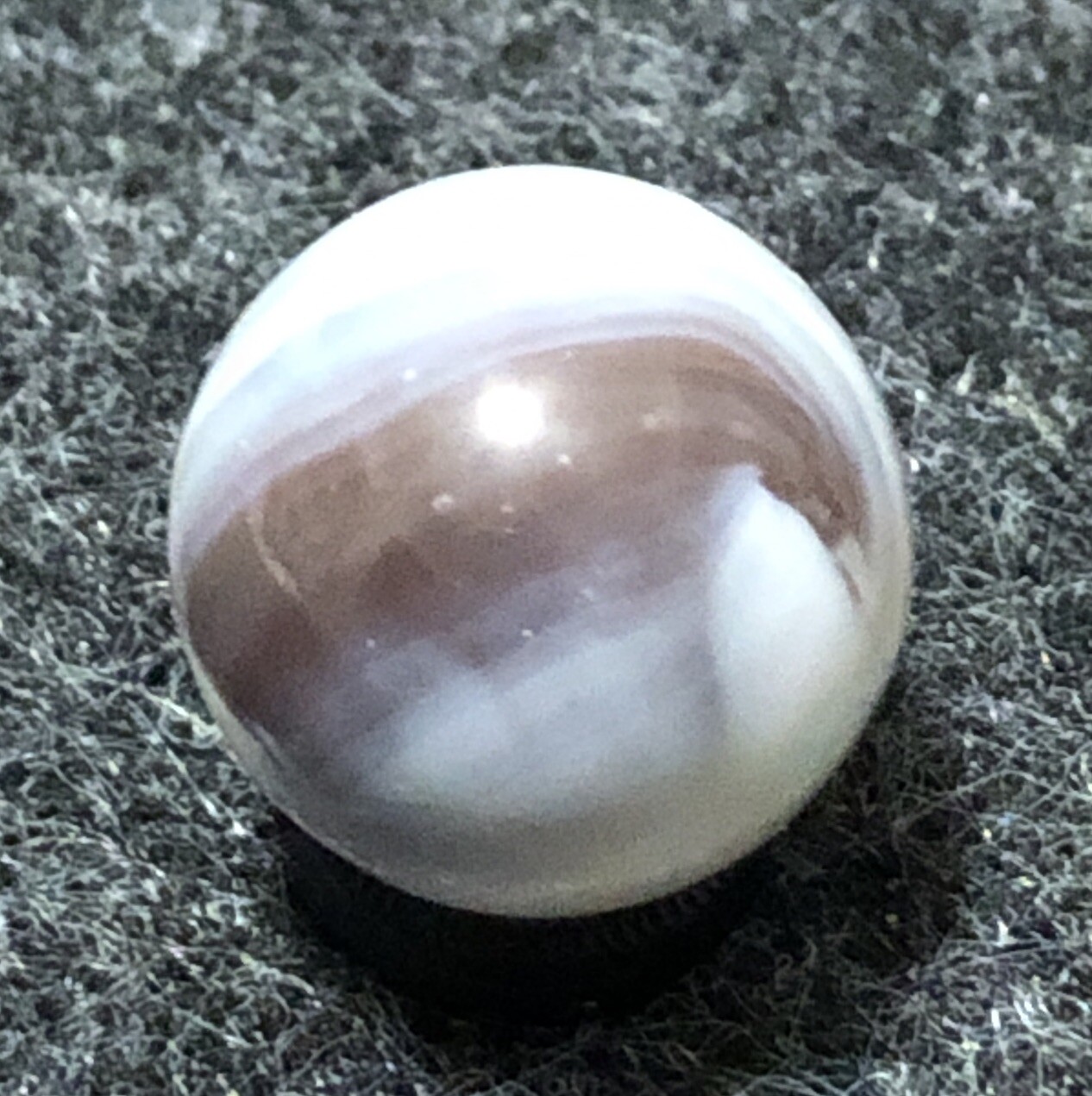 Vitro Agate Exotic Conquer Marble Wet Near Mint 5/8” Or .625” Red, Lavender WHT