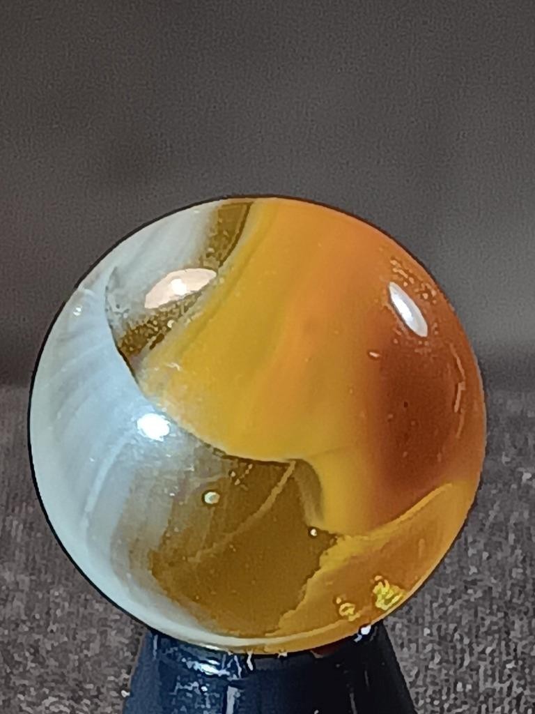 17/32″ Vitro Agate Pumpkin Orange Patch Brushed White on Clear NM Marble A794