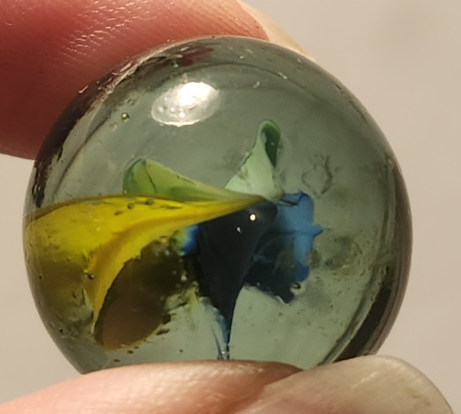 8 Vintage 1″ Glass Cats Eyes Marbles – Single & Multiple Color Veins
