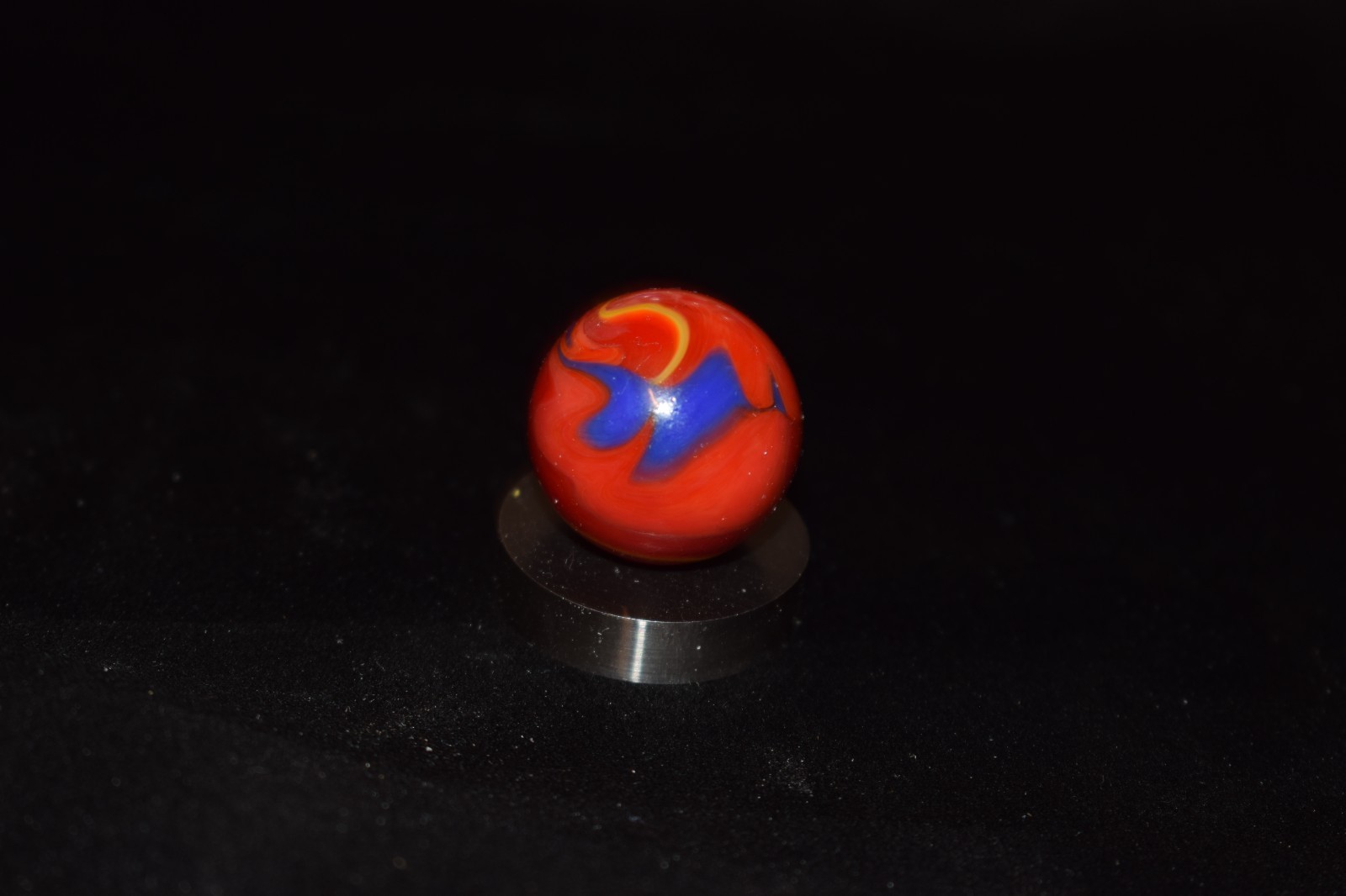 👽➖⏩VACOR💪Superman🔴🔵🟡 Toy Collectors Marble Shooter size” 7/8″=.875″ Mint