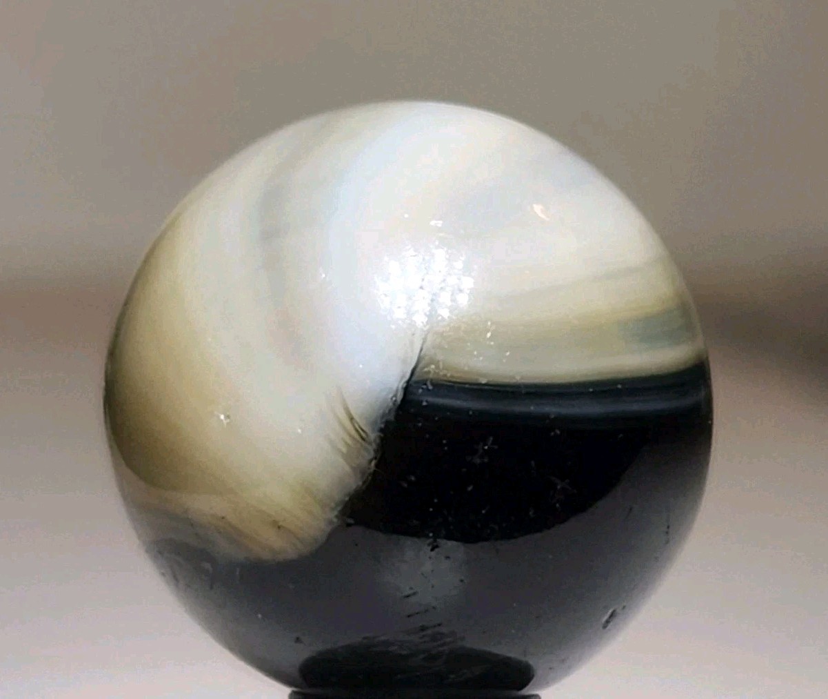 AKRO AGATE CO. ‘Patch’ .65″ Vintage Marble NM+