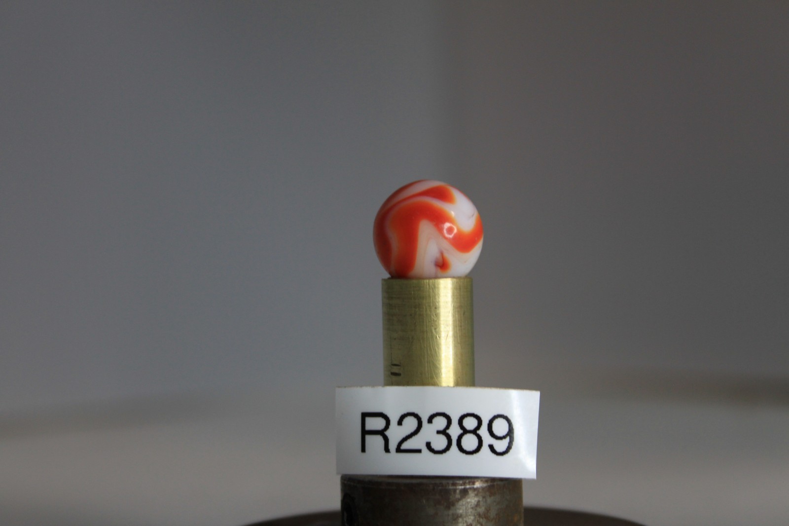 PELTIER GLASS MARBLE RED FLAME SPIRAL ZEBRA OPAQUE WHITE 5/8″ VINTAGE TARGET