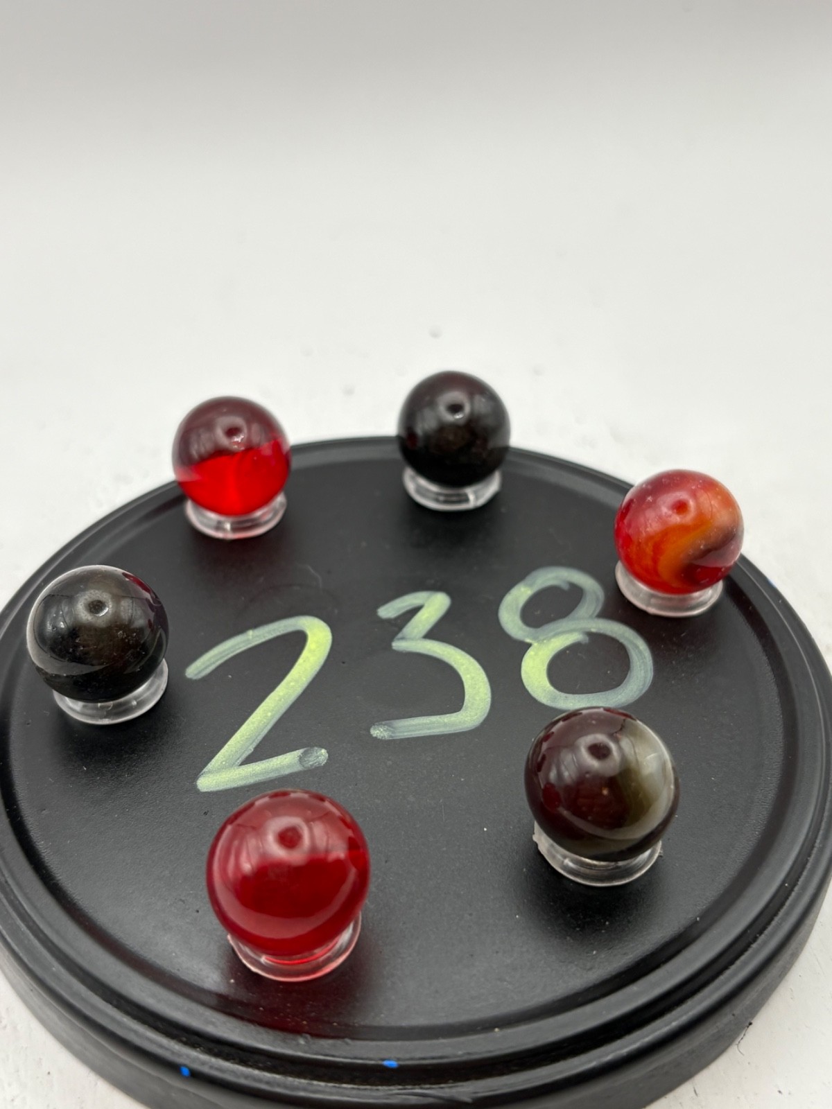 10x 5/8″ Jabo Classics Marbles Lot Red, Dark Red UV Reactive
