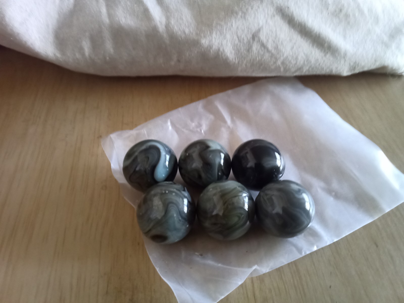 6 (Jabo Agate) “One Inch”Glass Marbles – Gray & Blue Swirl, Machine Made.