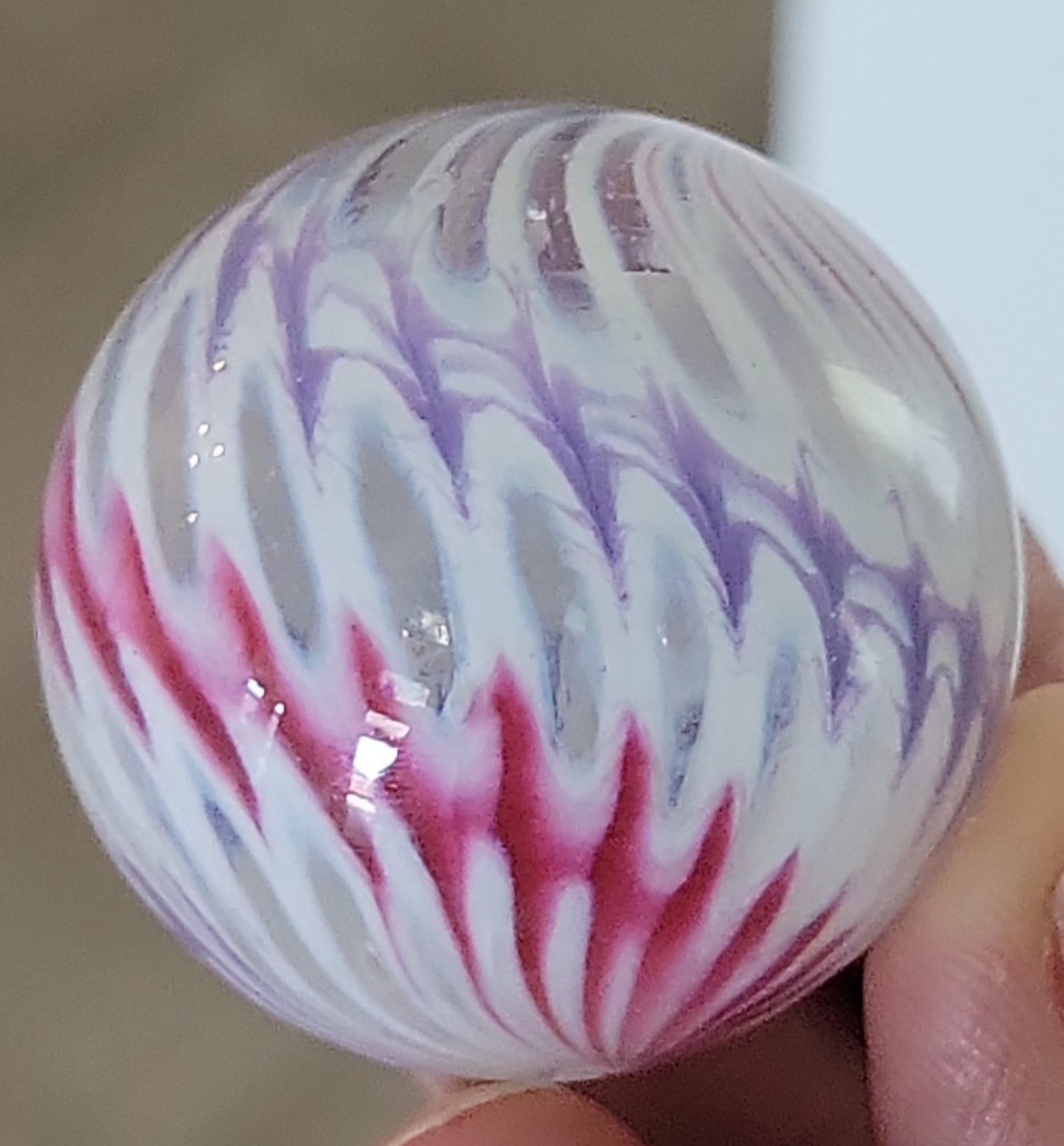 Jim Davis-Davis Marbles Pink White & Purple Swirl 1.5″ Marble w/Orig Glass Stand