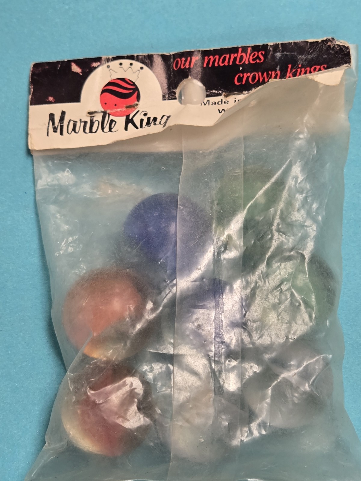 New Old Stock MARBLE King BOWLERS 8 MARBLES IN ORIGINAL PACK, .75 inch