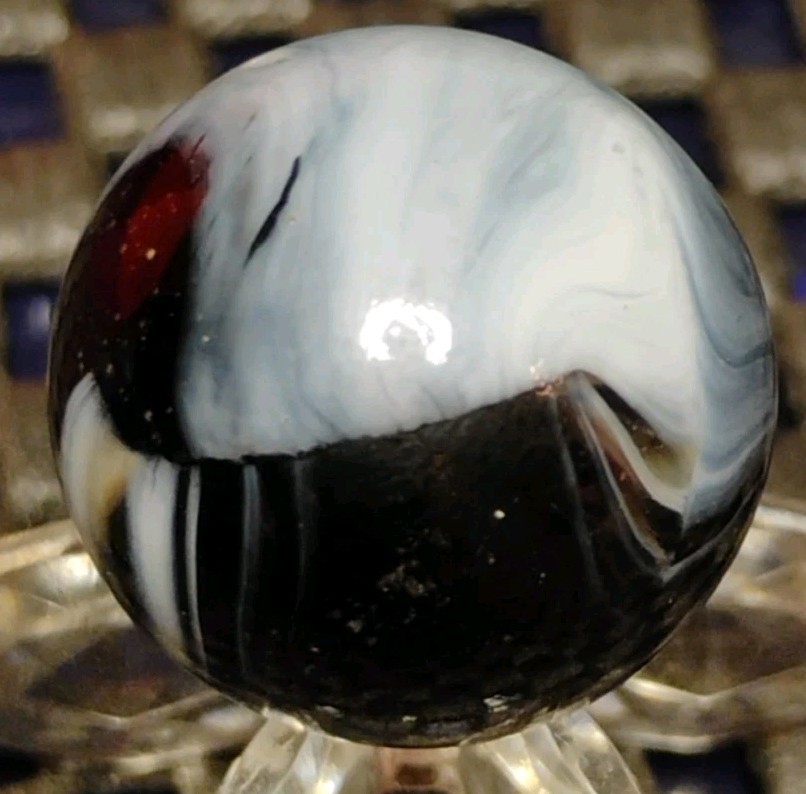 .67″ ANTIQUE/VINTAGE MARBLES – PURPLEISH MAGLIGHT EFFECT SLAG🔥RARE HTF NM+