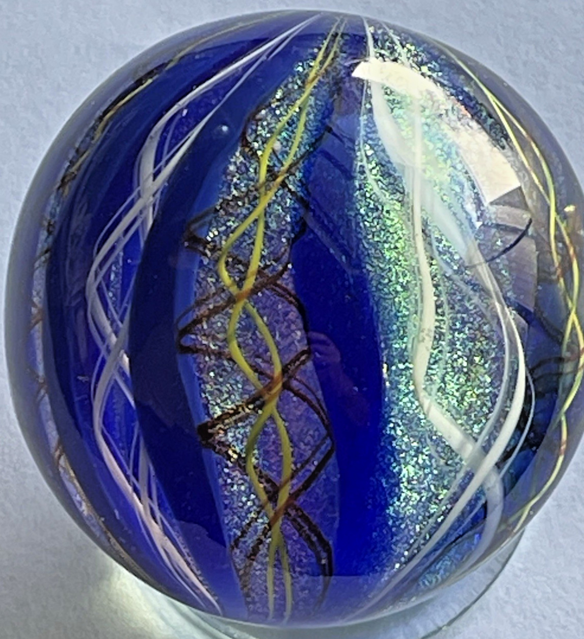 2004 PAUL KATHERMAN MARBLE CONTEMPORARY ART GLASS MARBLE PURPLE 2.13 CHIPPED