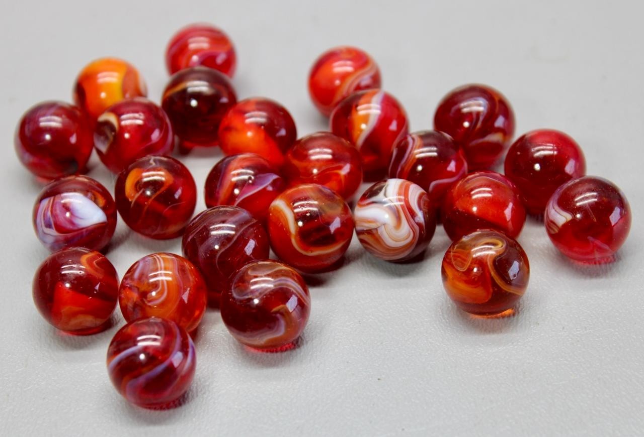 RARE BOX OF 25 AKRO AGATE NO. 0 CARDINAL RED MARBLES • EXCELLENT CONDITION