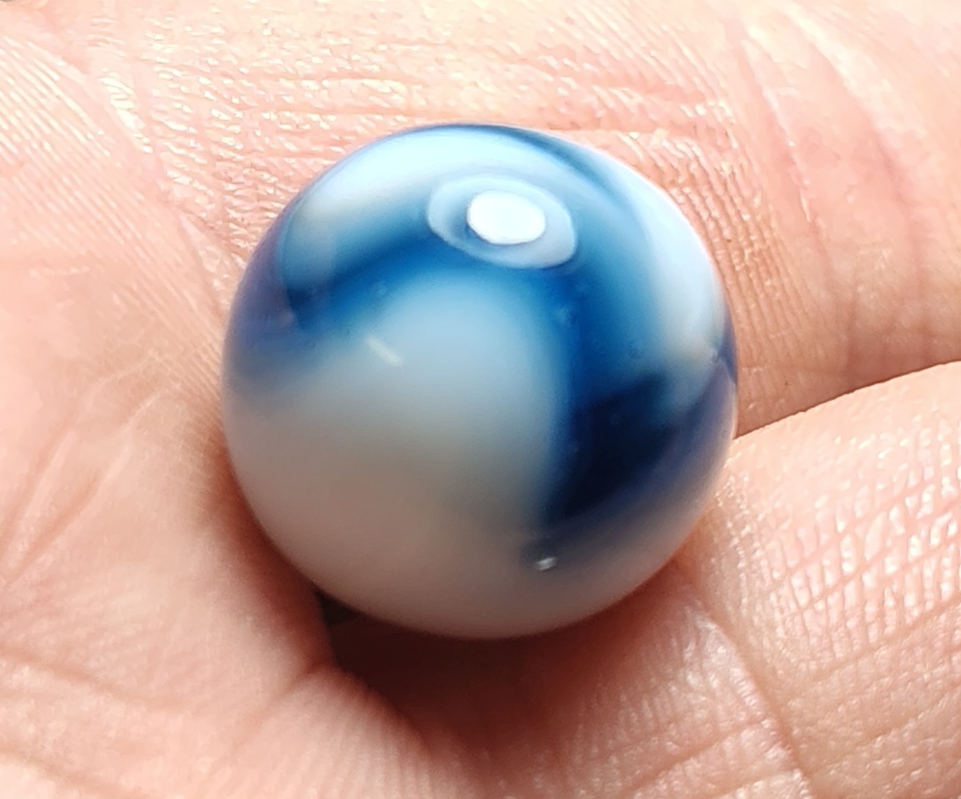 Vintage Alley Agate 0.60″ Dark Cobalt Blue Ribbon Swirl Marble NM! White Base…