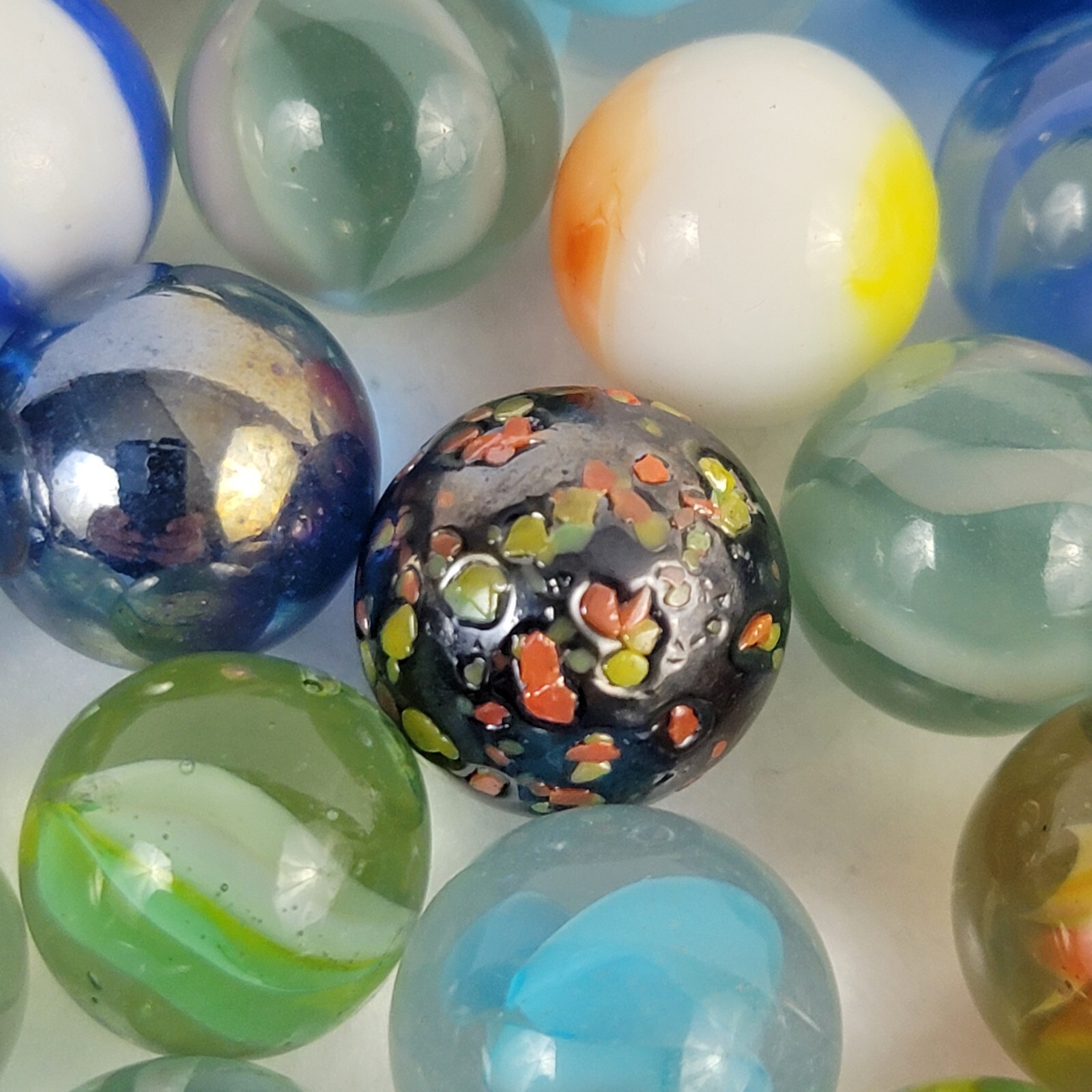 Vintage Glass Marbles Mixed Lot Multicolor 1/2″ Collectible