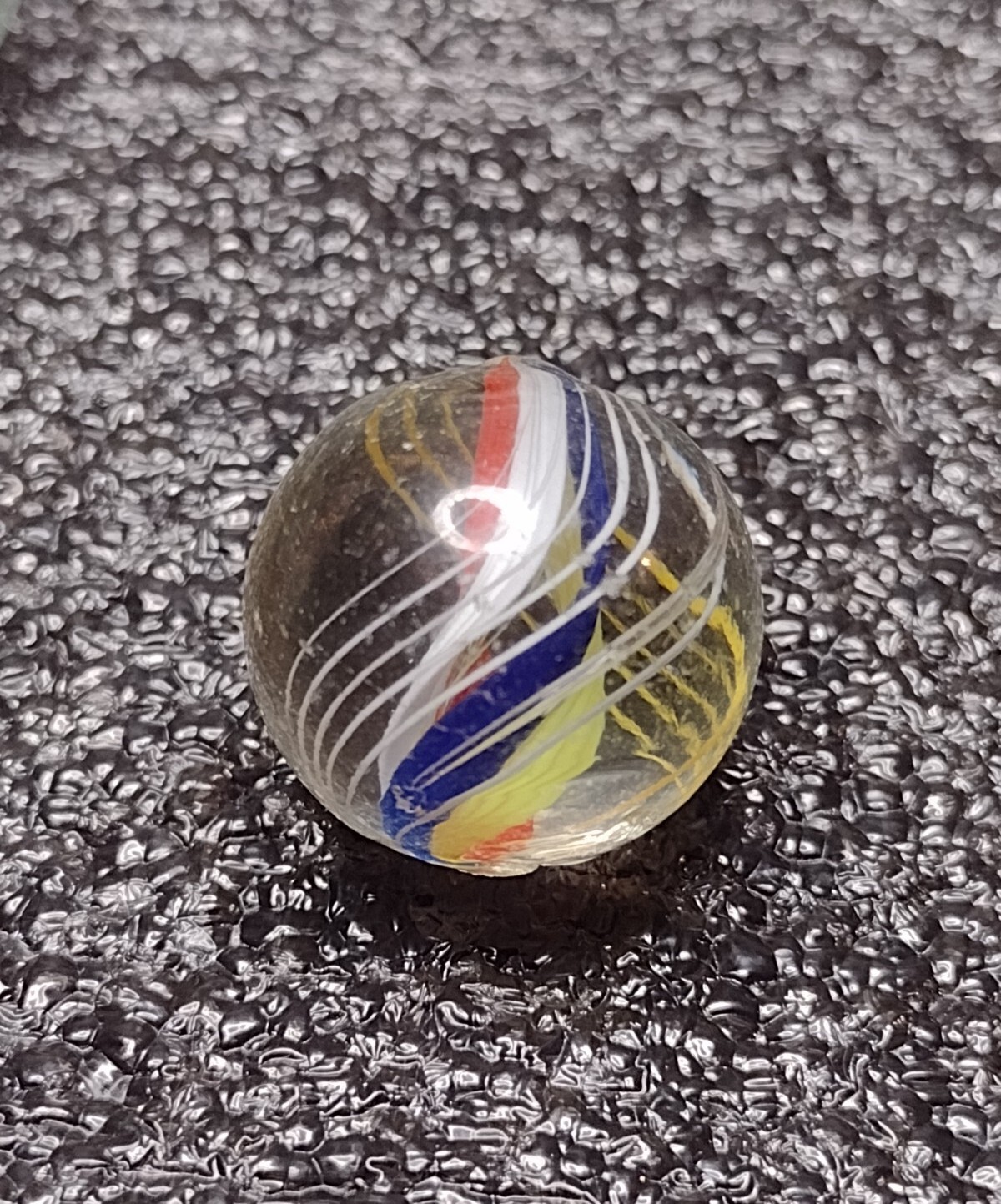 RARE ✨Red – Double Ribbon Core Swirl Glass Handmade .63″ VINTAGE German Marbles