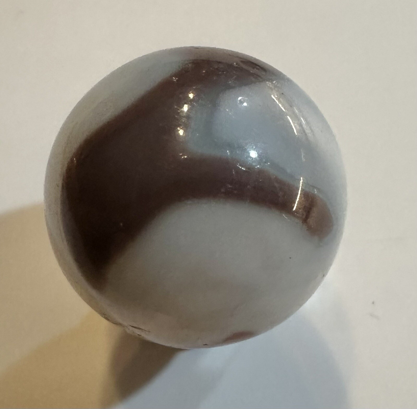 Vintage Vitro Shooter Red Purple White translucent Marble. 15.5/16″ (2J)