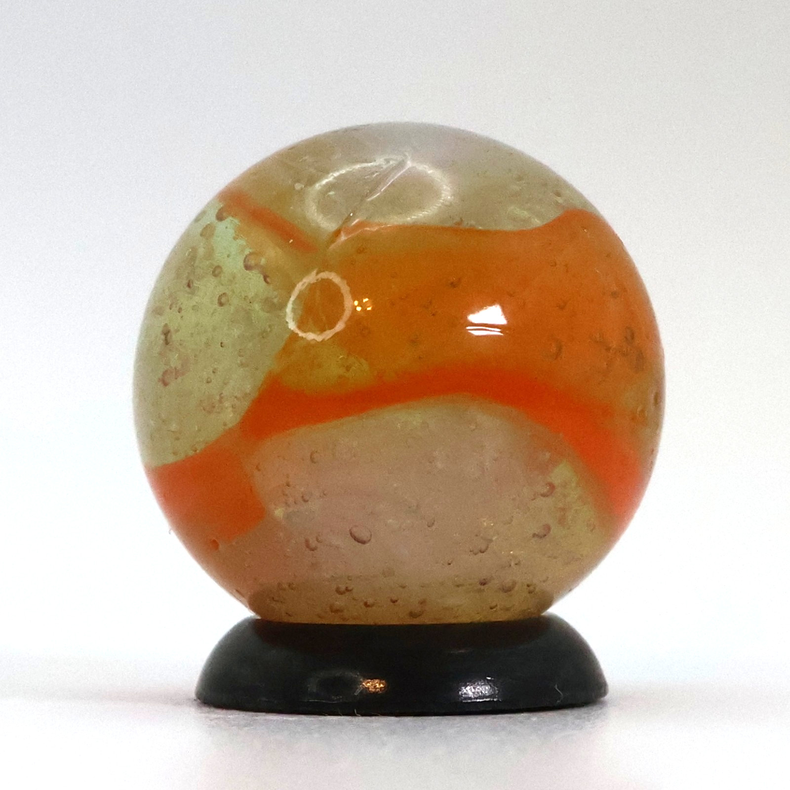 11/16″ Peltier Rainbo Clear Based Orange Seedy Bubbles MINT
