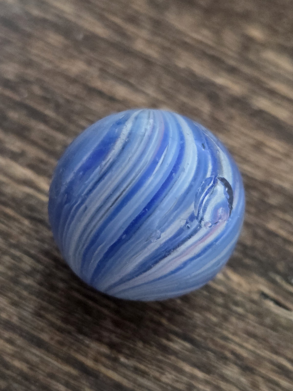 Vintage Handmade .82″ German Blue Onionskin Marble White Aysmmetric Pink Streak