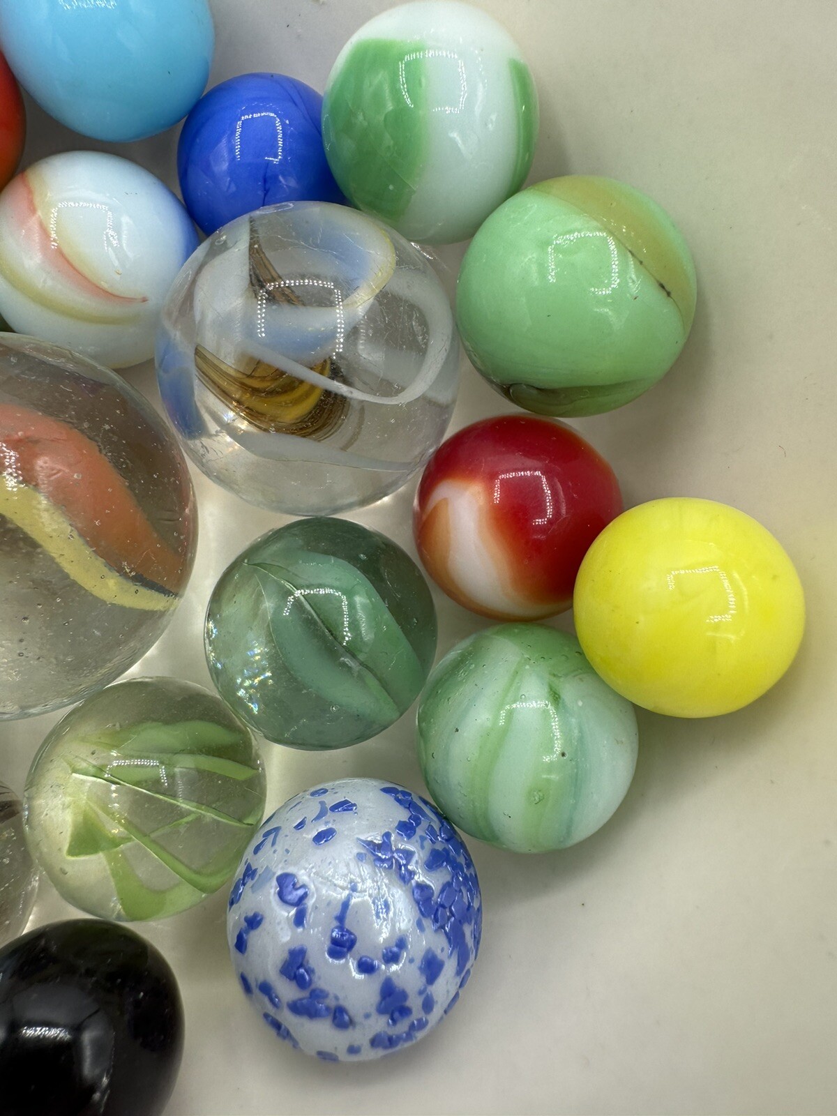 Vintage Marble Lot Of MARBLES UV Reactive Cadmium Uranium Lot #7