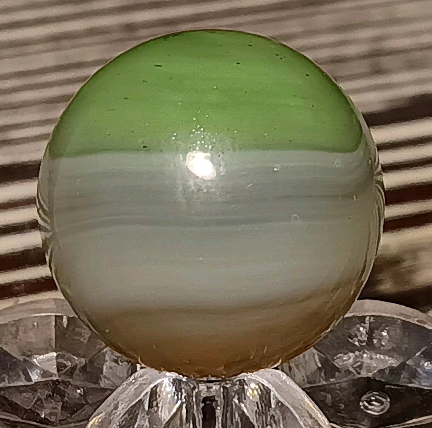 Vitro Agate Marble. W-Aventurine. 5/8″ Mint(-)