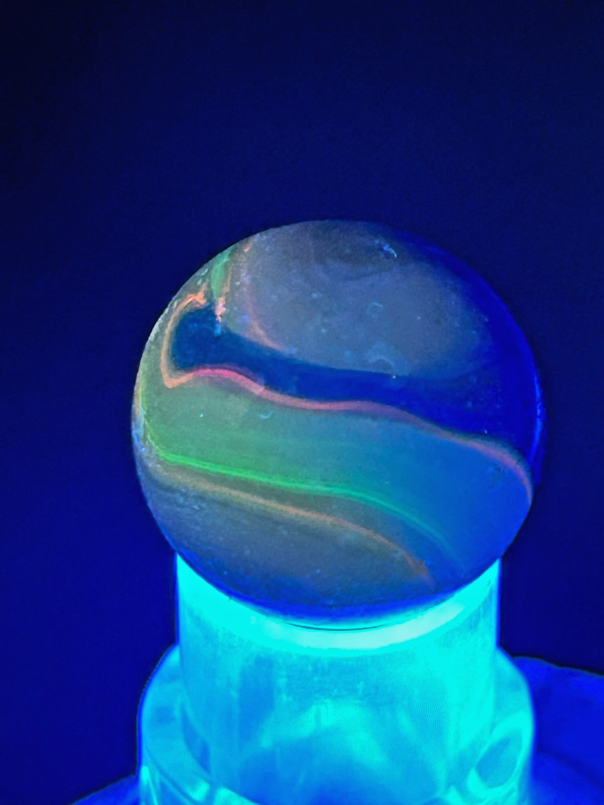 Vintage Akro Agate Blue “Egg Yolk” Popeye Marble, .74″, Near Mint, #OB9