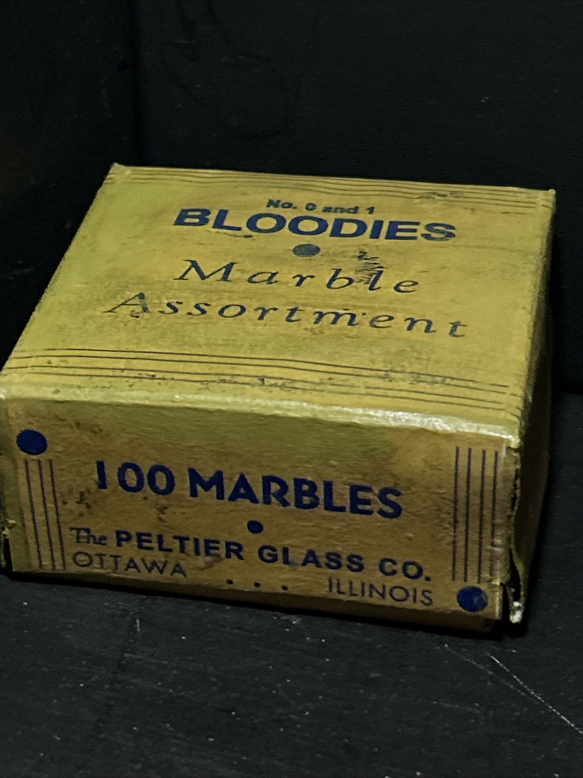 1 Peltier Glass Company Bloodies Marble Box For Size 0 And 1