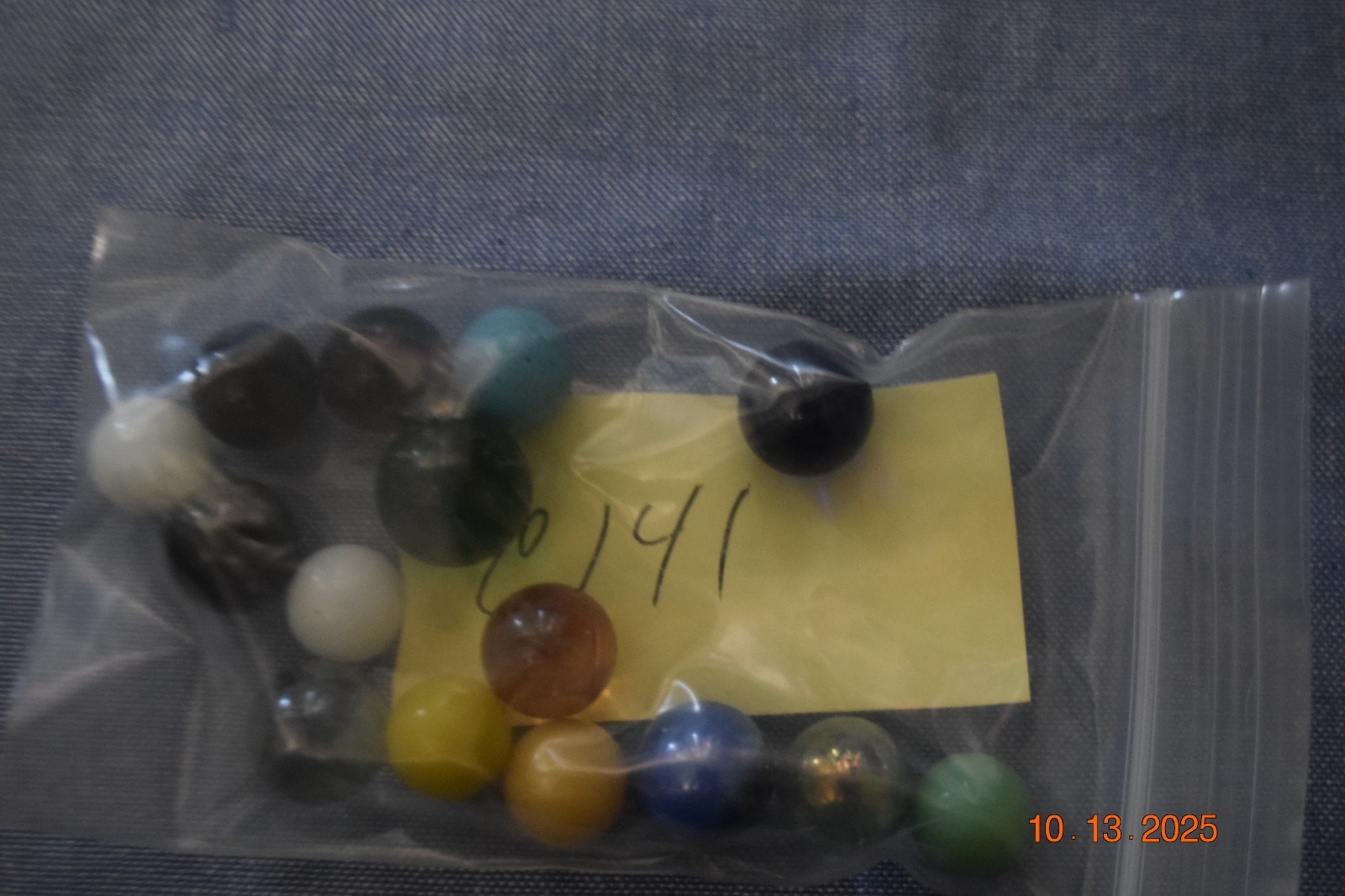 Vintage Lot of 15 Glass Multi-Color Marbles 14 to 18 mm C141