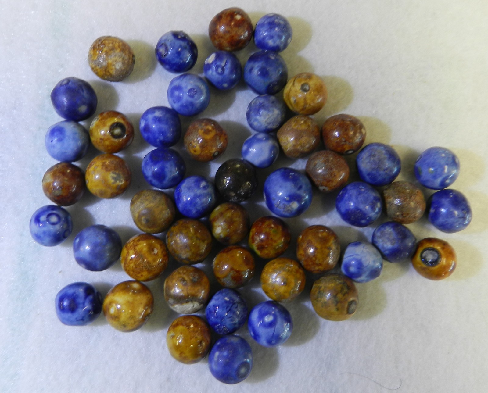 #19978m Vintage Group of 50 Small Sized Bennington Marbles .42 to .52 Inches