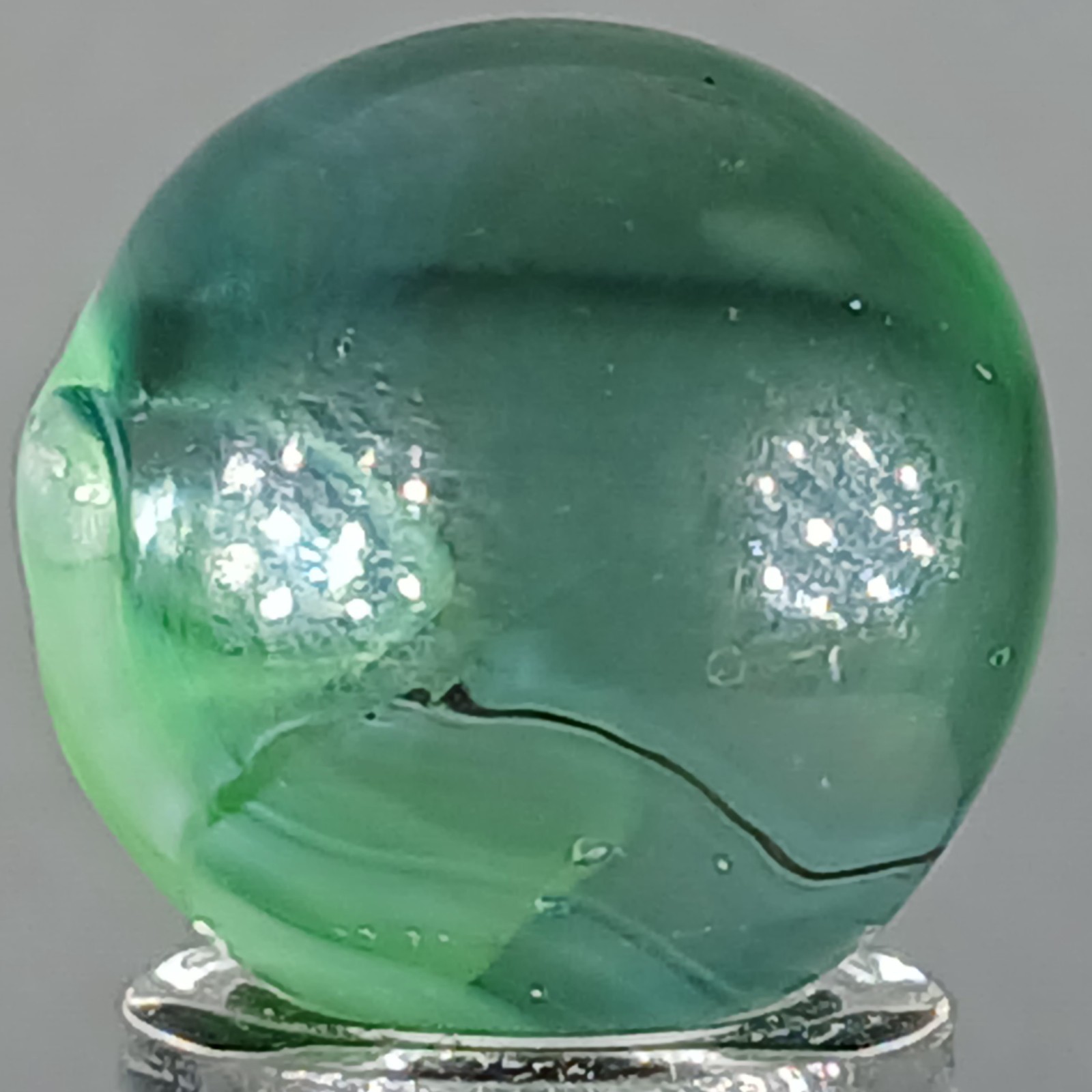 Vintage Vitro Conqueror Marble .60 Near-Mint Condition Combined Shipping