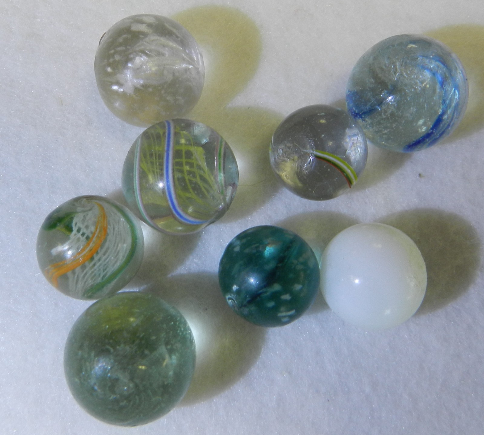 #19585m Vintage Group or Bulk Lot of 8 German Handmade Marbles .57 to .70 Inches