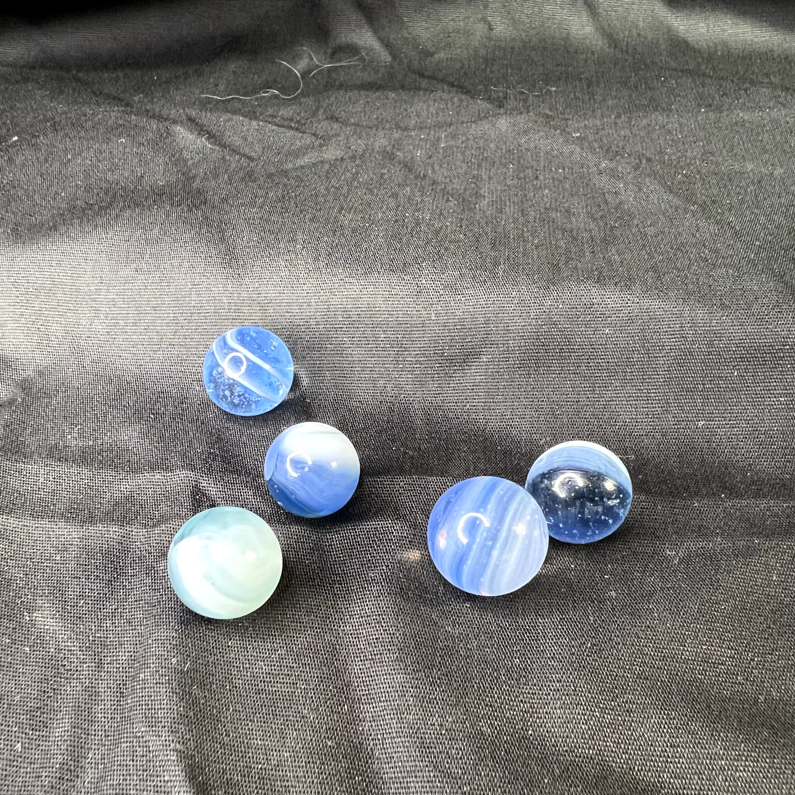 Vintage Glass Marbles Lot of 5 Blue & White Size approx. .55″- .63″