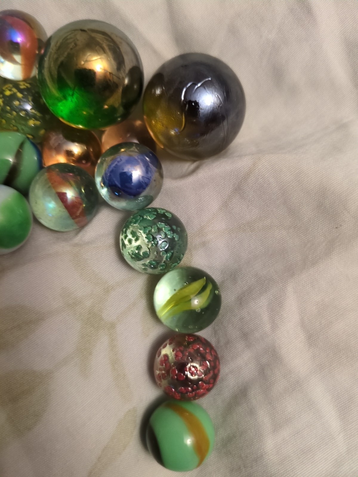 Vintage Mixed Glass Marbles Lot 41pcs Shooters Cat’s Eye Speckled Variety