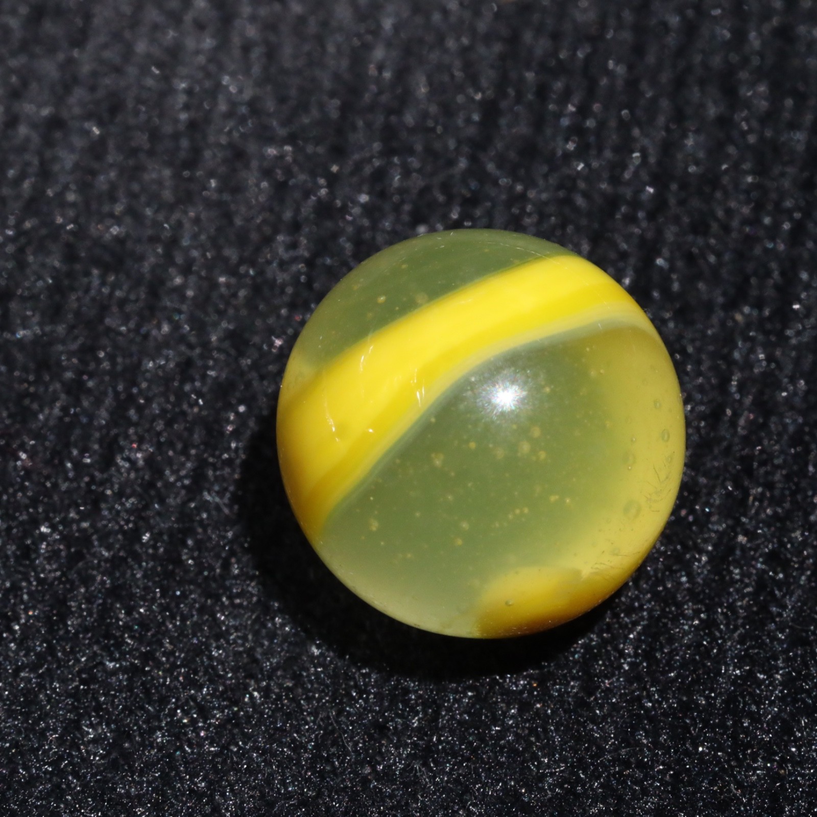 AKRO UV Lemonade CORKSCREW MARBLE .646” MINT