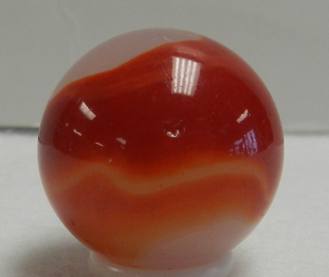 #17859m .98 Inches Vintage Akro Agate Ace Corkscrew Shooter Marble