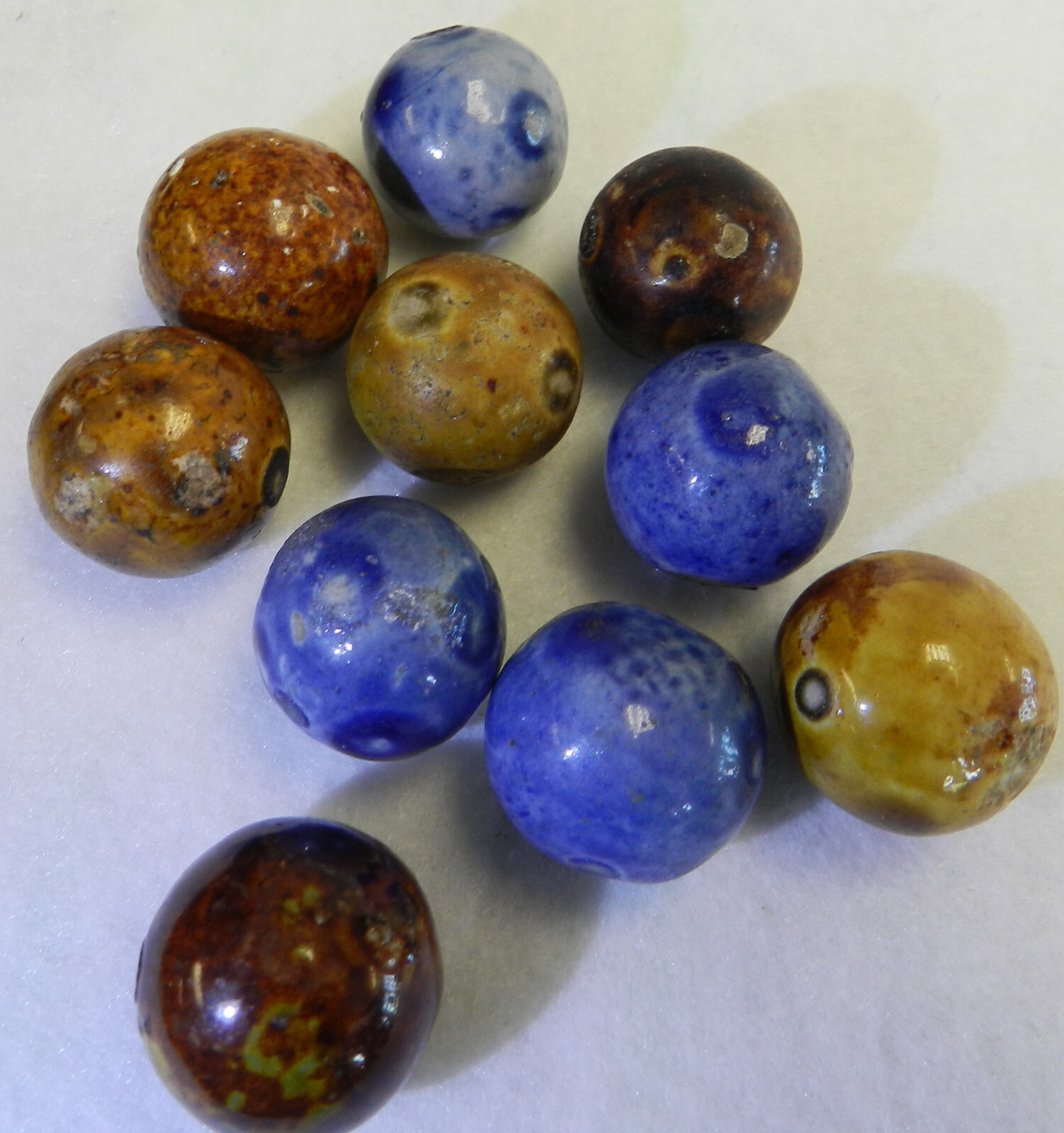 #17512m .84 to .92 Inches Vintage Group of 10 German Handmade Bennington Marbles