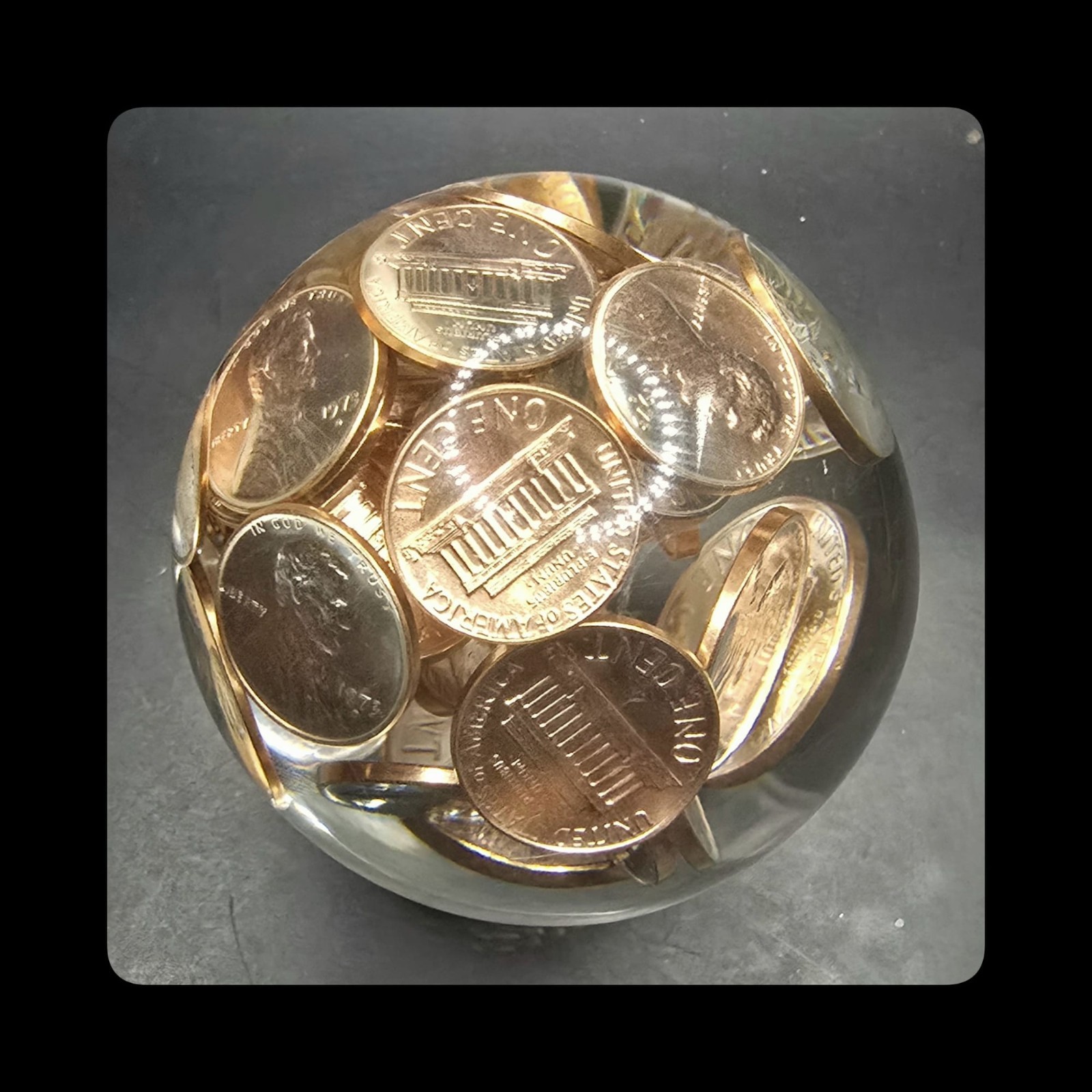 ~Mic’sMibs~ 2.75″ Lucite / Acrylic Contemporary Sphere with Pennies MINT