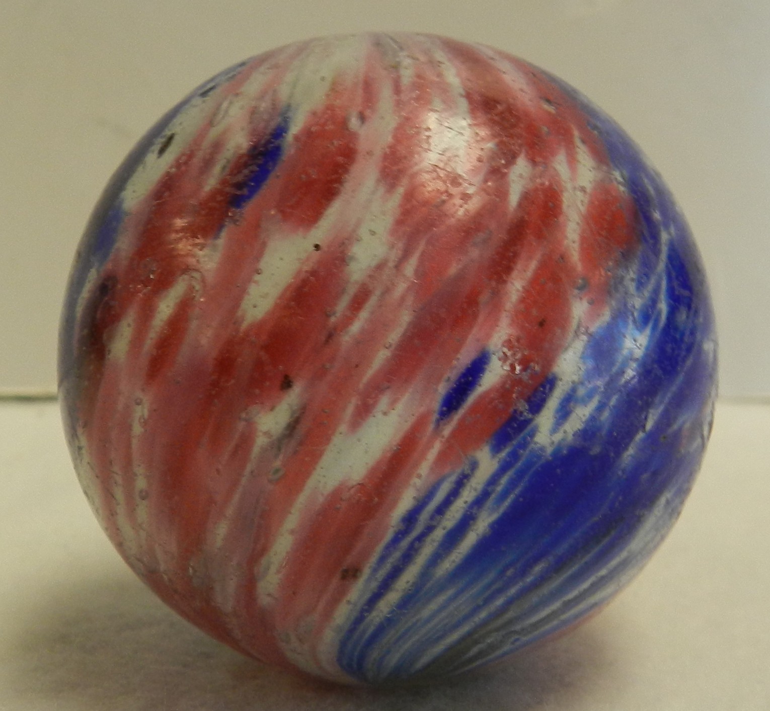 #19452m Large 1.70 Inches German Handmade Onionskin Marble