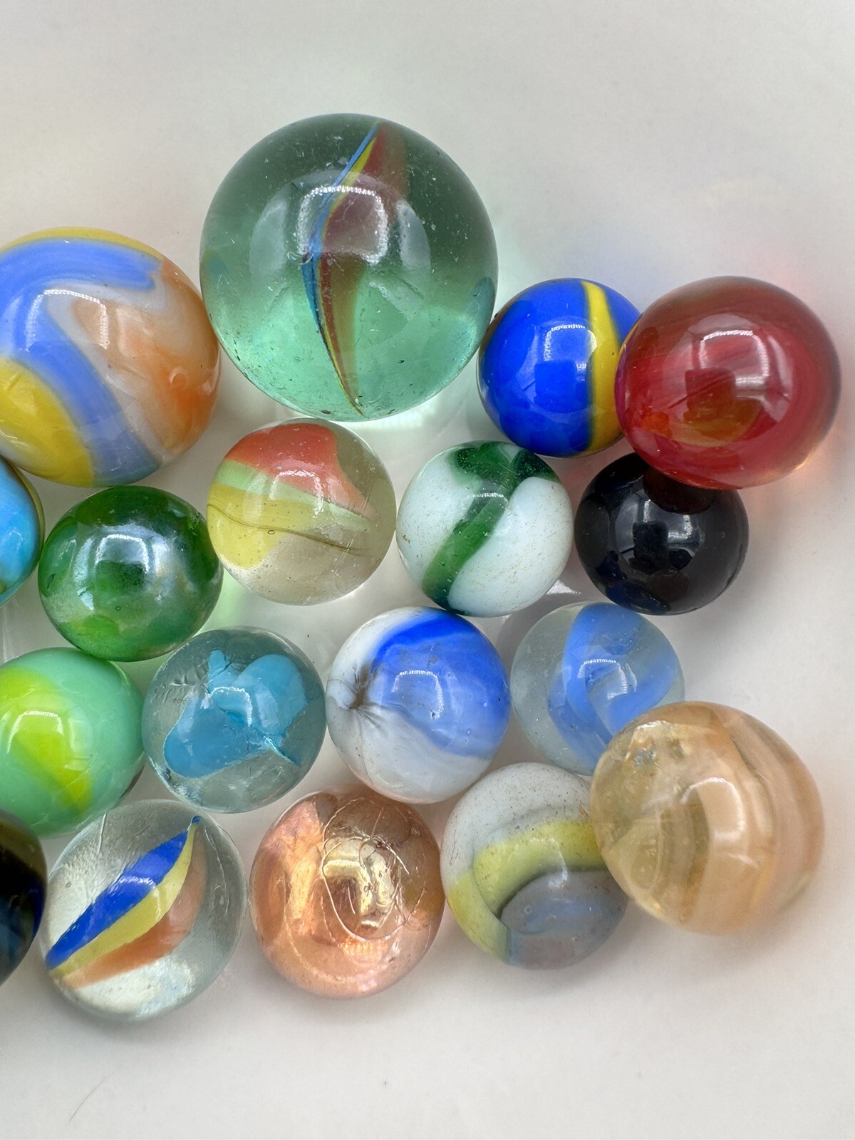 Vintage Marble Lot Of MARBLES UV Reactive Cadmium Uranium Lot #51