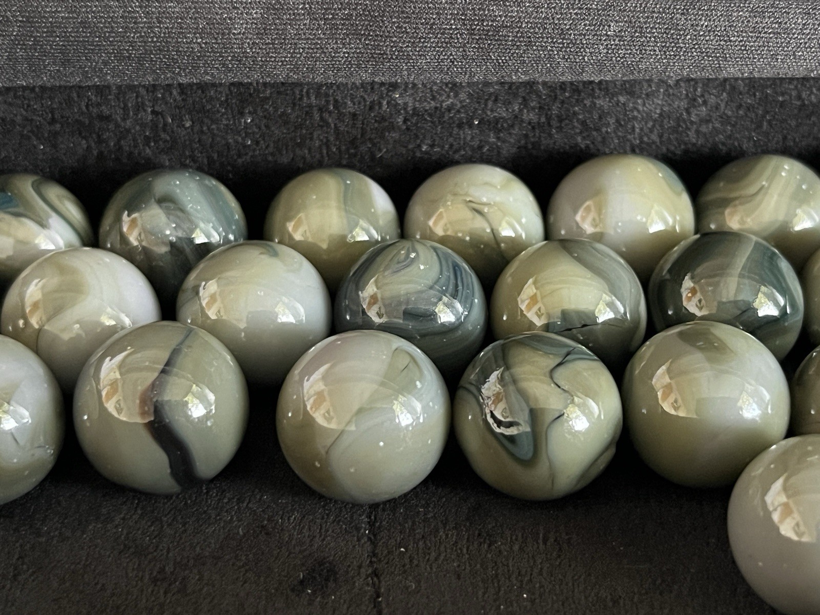 Vintage Smoky Plum Charcoal Marble 7pc LOT 3/4 18+mm Shooter Uranium glass JABO