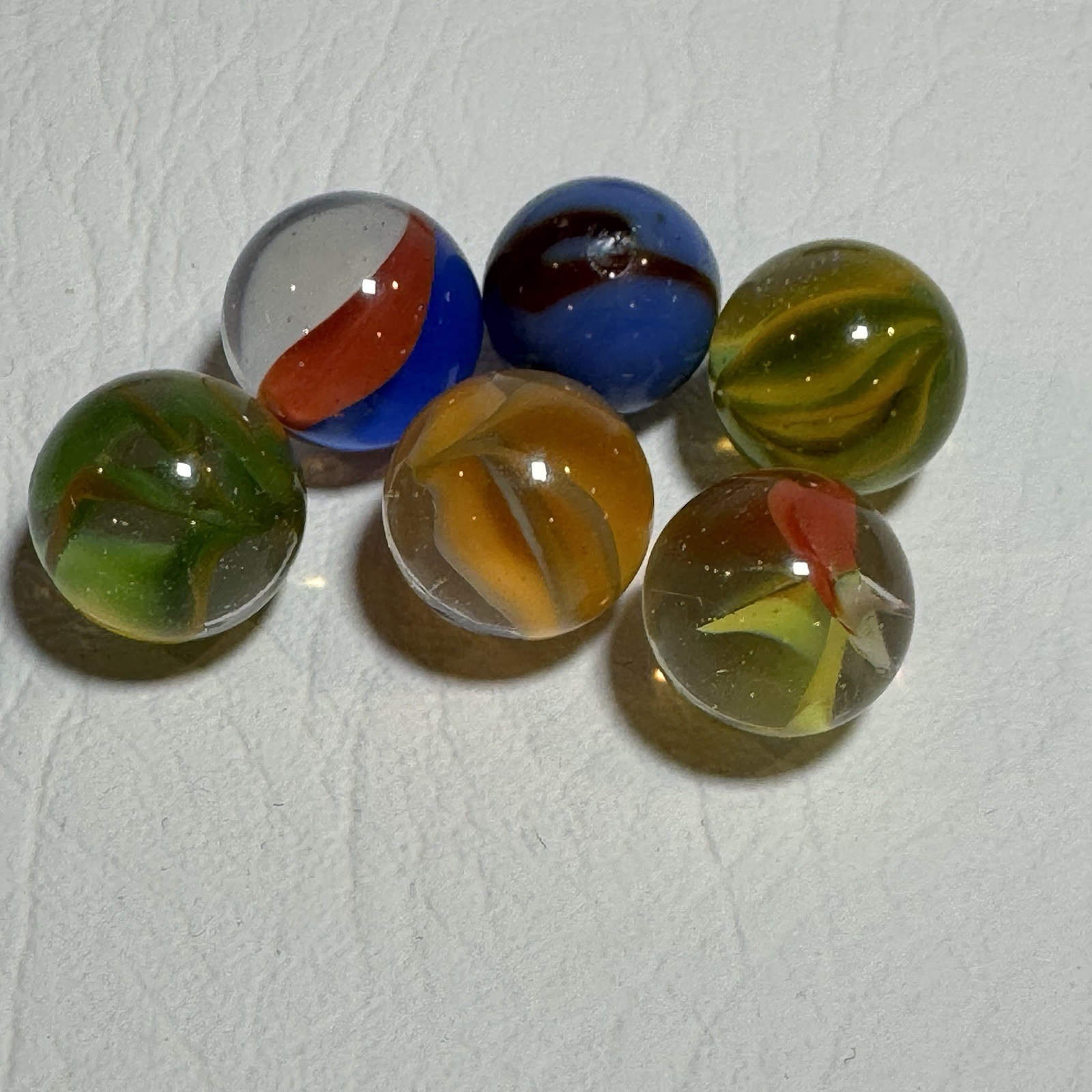 Old Marbles Lot (37) Blue Green Red Yellow White Multi Color/swirl Nice